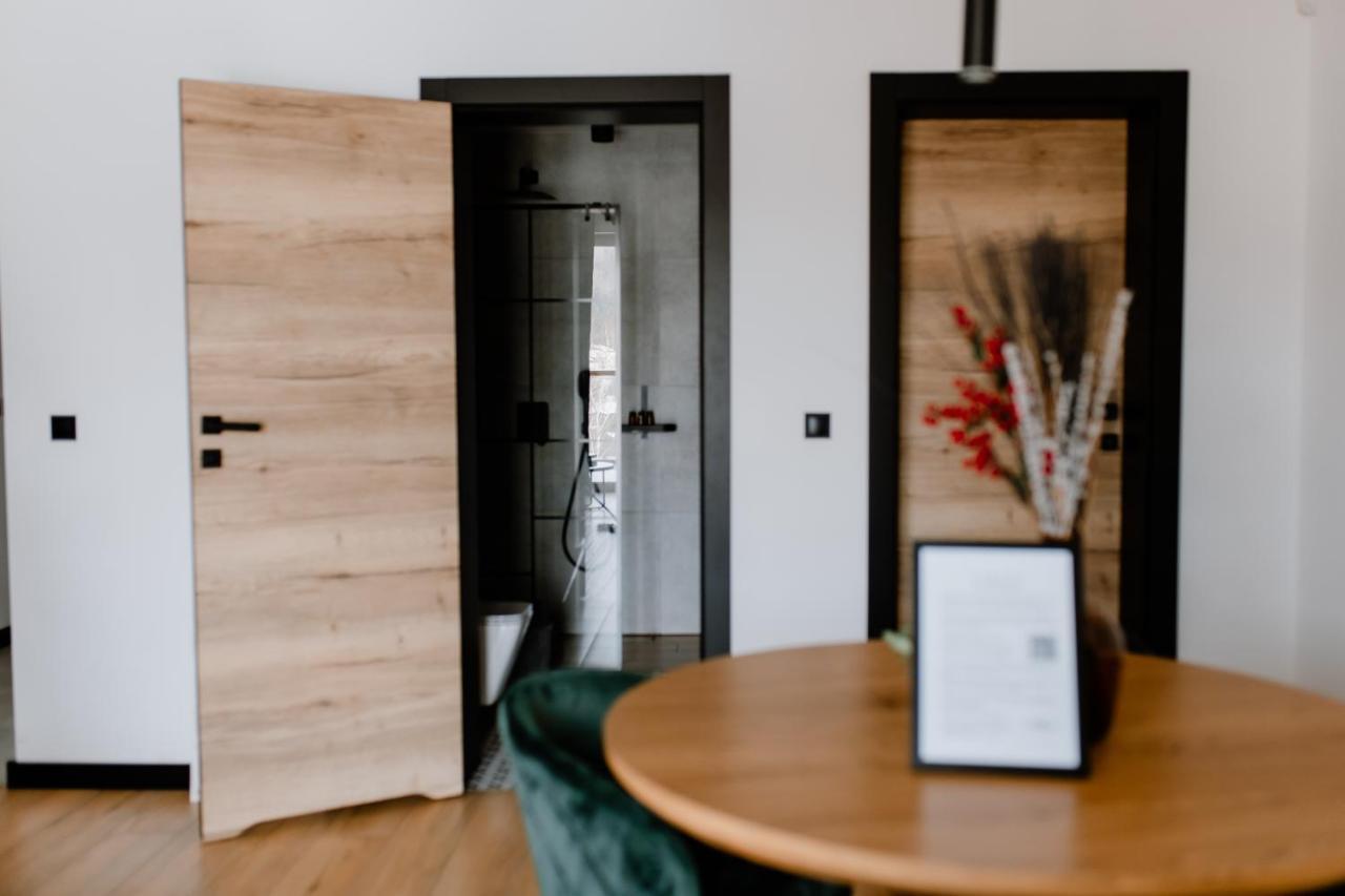Apartamenty Larice - Podgrzewany Basen, Balia I Sauna ชเวียราโดว์-สโดรยจ์ ภายนอก รูปภาพ