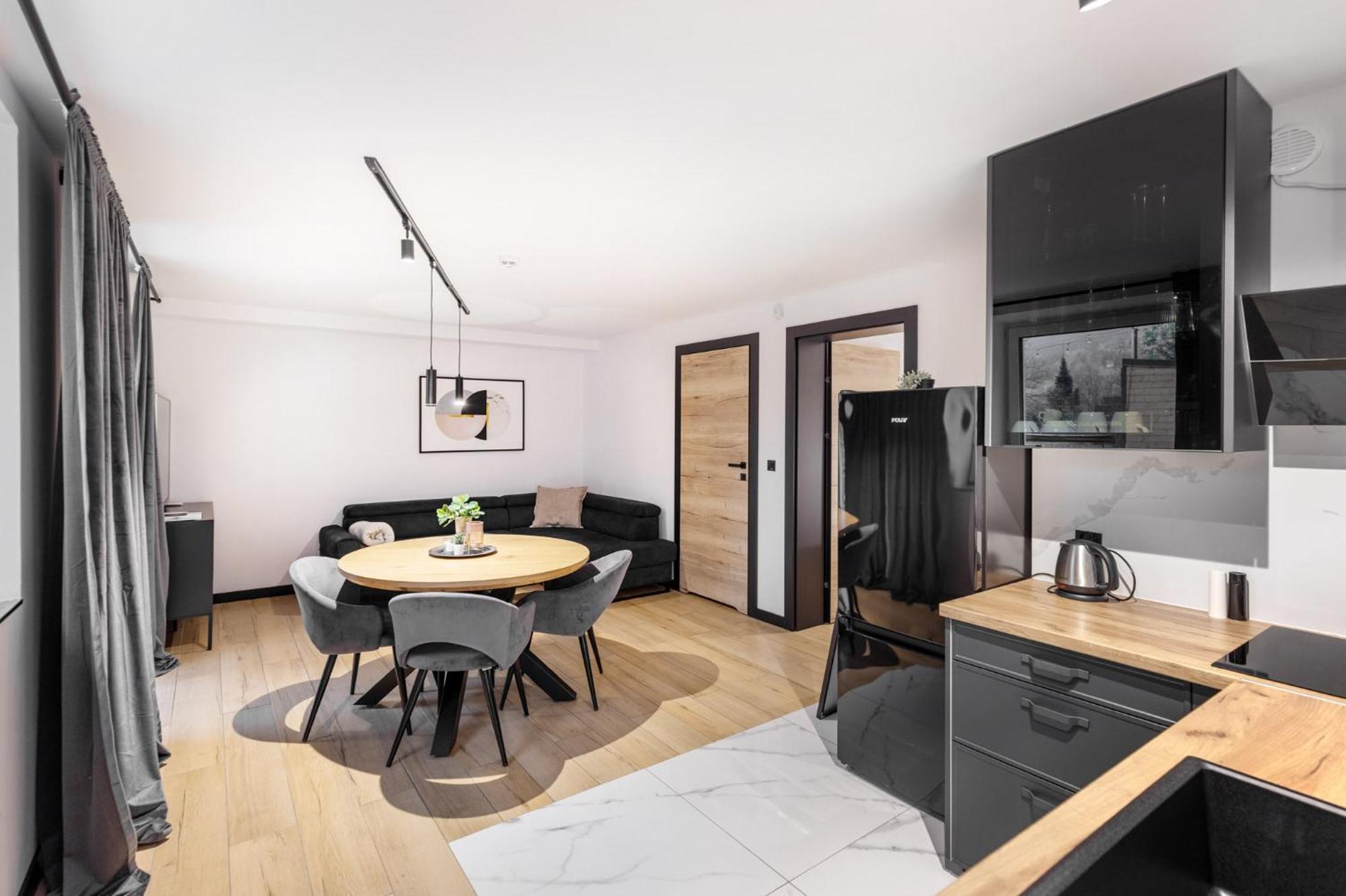 Apartamenty Larice - Podgrzewany Basen, Balia I Sauna ชเวียราโดว์-สโดรยจ์ ภายนอก รูปภาพ